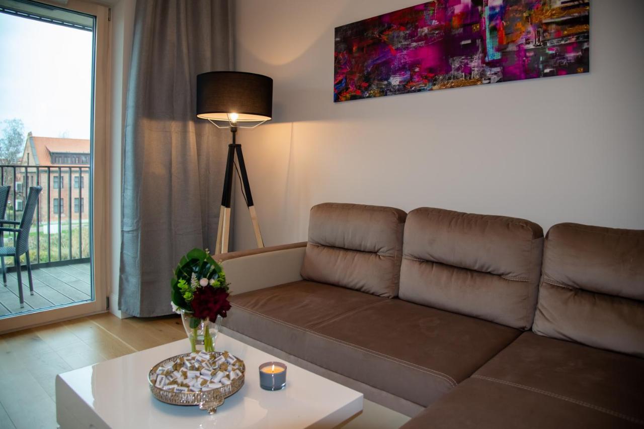 Maya'S Flats & Resorts - River View غدانسك المظهر الخارجي الصورة